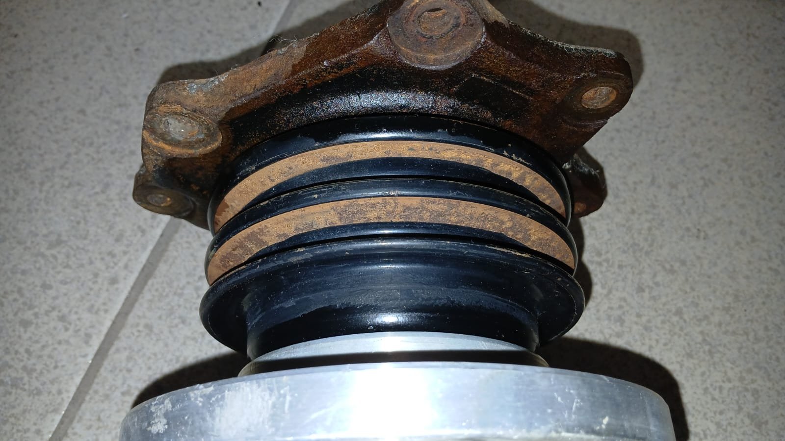 Bomba d’Água do Motor Nissan Frontier D21 1994 – Original Usada - Imagem 5