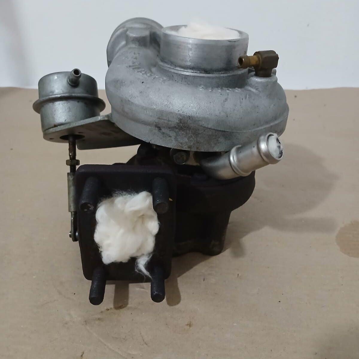 Turbina turbo compressor Nissan Frontier D21 1994 TD27T original usada