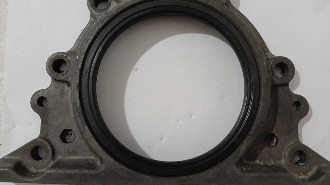 Suporte do Retentor Traseiro do Virabrequim Nissan Frontier D21 1994 – Original Usado - Imagem 9