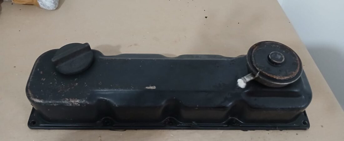 Tampa de válvulas da Nissan Frontier D21 TD27: função, problemas comuns e cuidados na compra