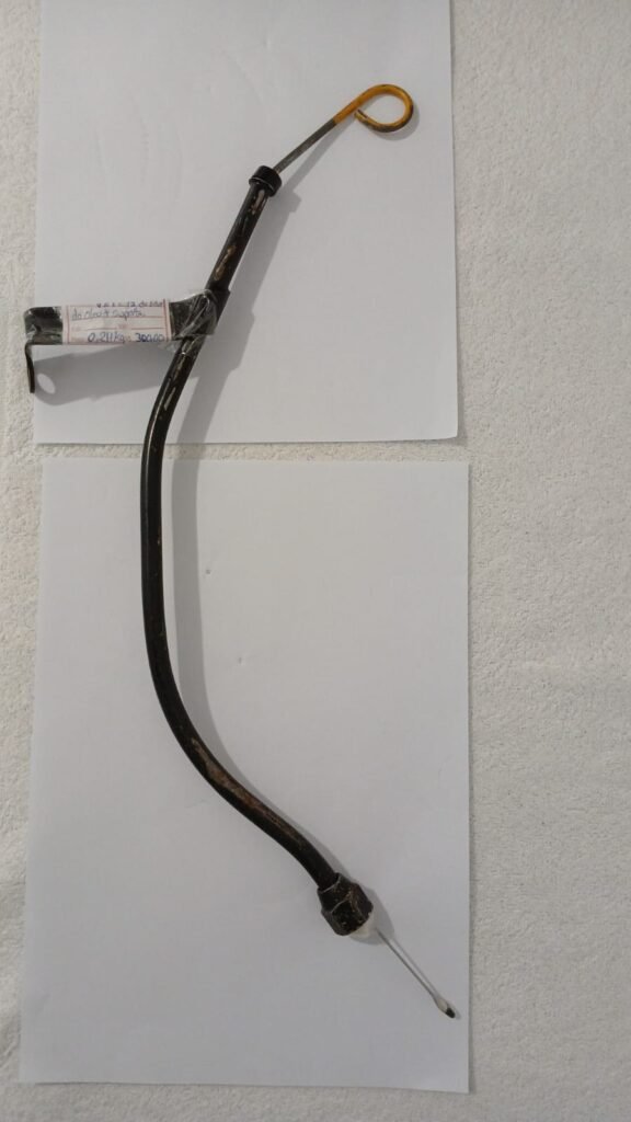 Vareta do Nível de Óleo com Tubo Guia e Suporte Nissan Frontier D21 1994 – Original Usada