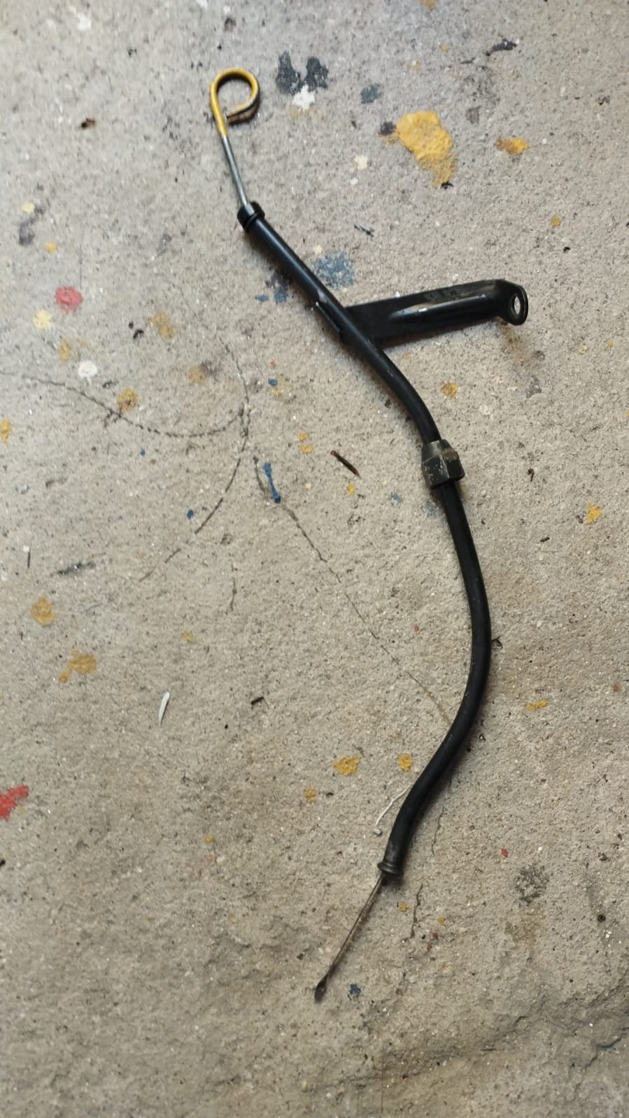 Vareta do Nível de Óleo com Tubo Guia e Suporte Nissan Frontier D21 1994 – Original Usada - Imagem 4